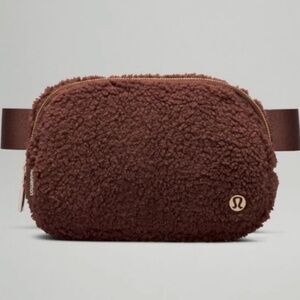 Everywhere Belt Bag - Brown Fleece